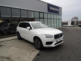 Volvo XC90 B5 AWD Momentum Pro-REZERVACE