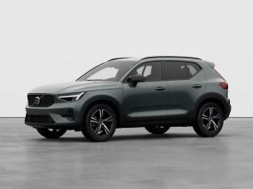 Volvo XC40 2.0 B4 Plus Dark
